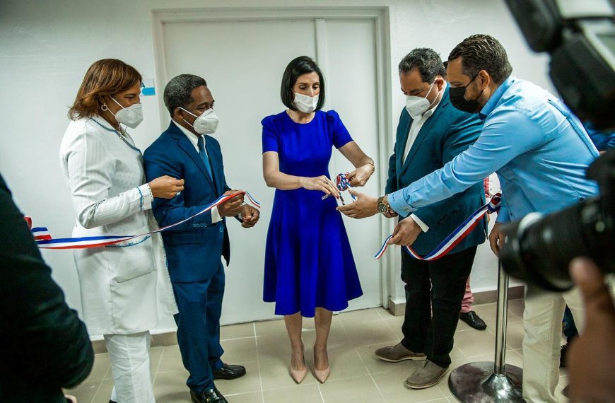 Primera Dama inaugura Sala Mamograf&iacute;a en el Hospital Doctora Evangelina Rodr&iacute;guez