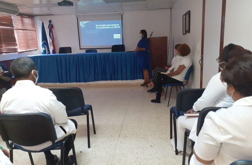 Hospital Dra. Evangelina Rodr&iacute;guez imparte charla sobre Portal de Transparencia