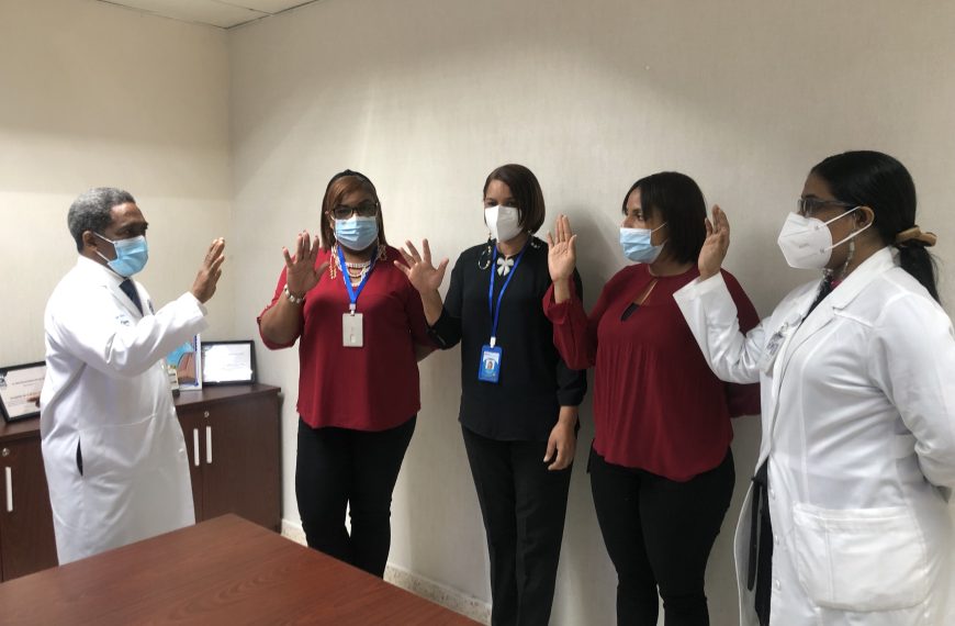Hospital Materno Dra. Evangelina Rodr&iacute;guez juramenta comit&eacute; de compras y contrataciones
